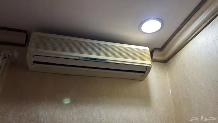 مكيف فوجي طنين ونصف بارد جديد 0