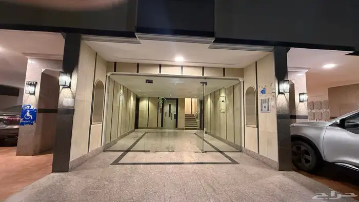 شقه فاضيه للإيجار السنوي 3