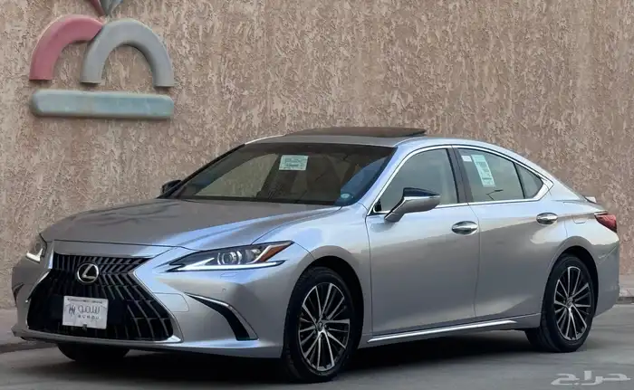 لكزس ES250 2023 1