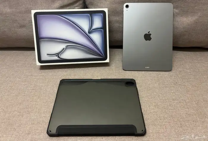 ايباد آير معالج M3 شبه جديد 0