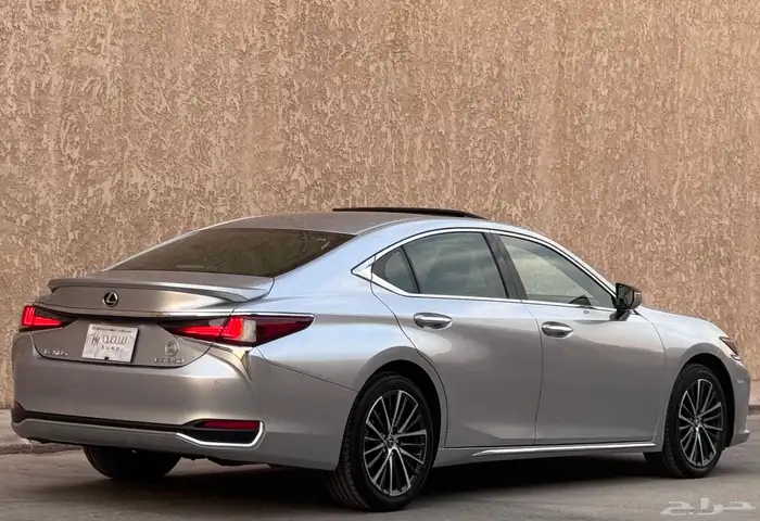 لكزس ES250 2023 6