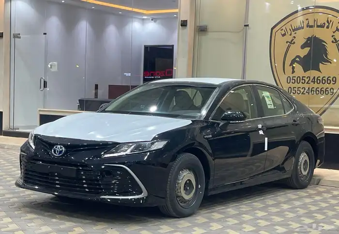 تويوتا كامري هيبراد موديل 2024 1