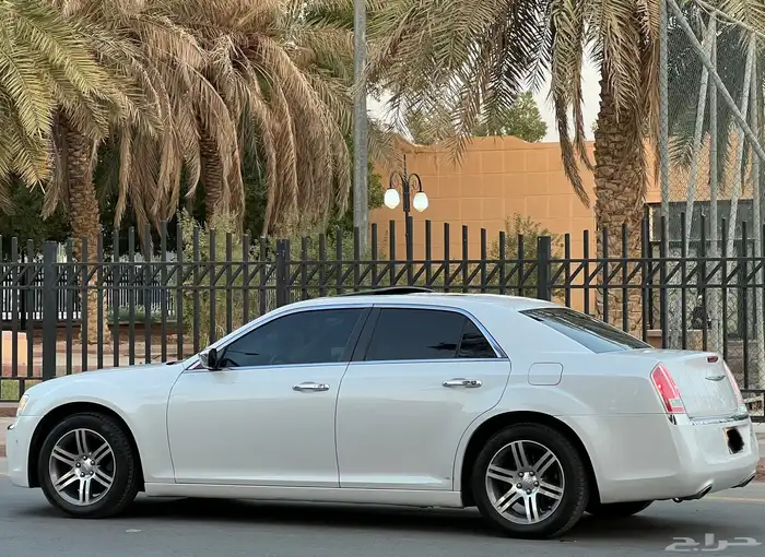 كرايزلر 2014 C300 فل V6 2