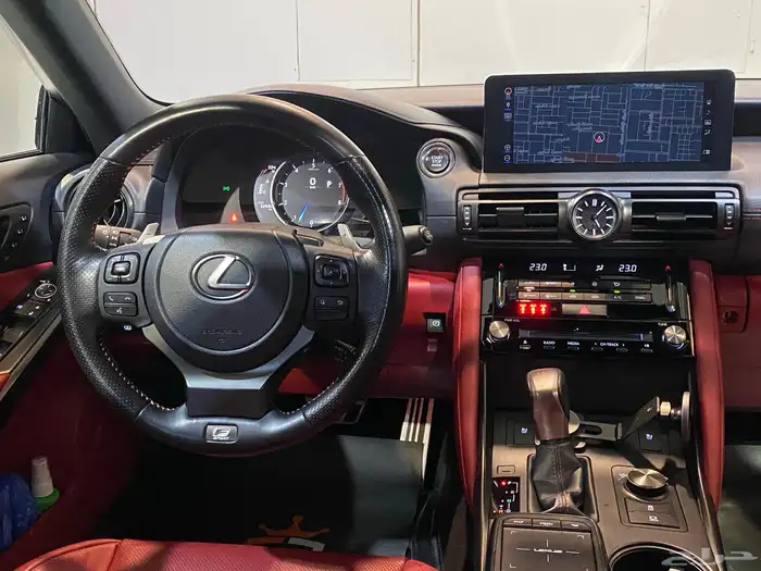 لكزس IS350 2023 ( اف سبورت ) العداد 34 الف فقط بحالة الوكال 9