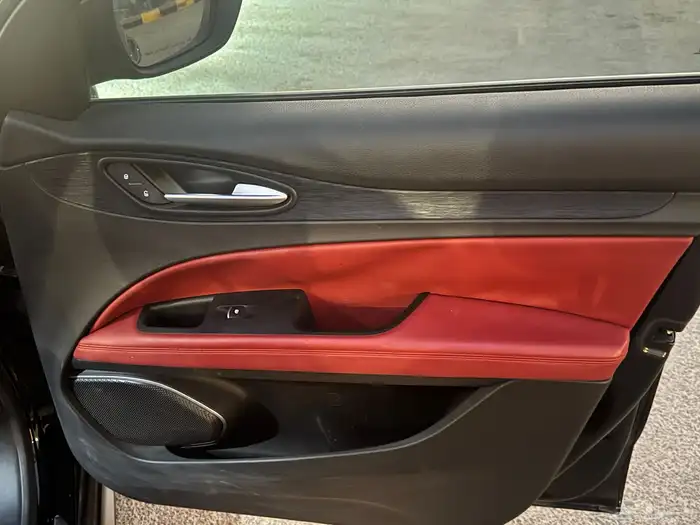 سيارة Alfa Rome للبيع 13