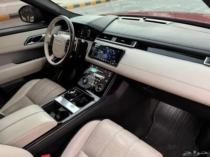 رنج روفر فيلار موديل 2018 ( بحالة ممتازة ) 17