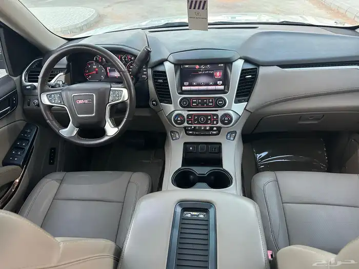 يوكن 2015 SLT اعلئ فئة وكالة 29