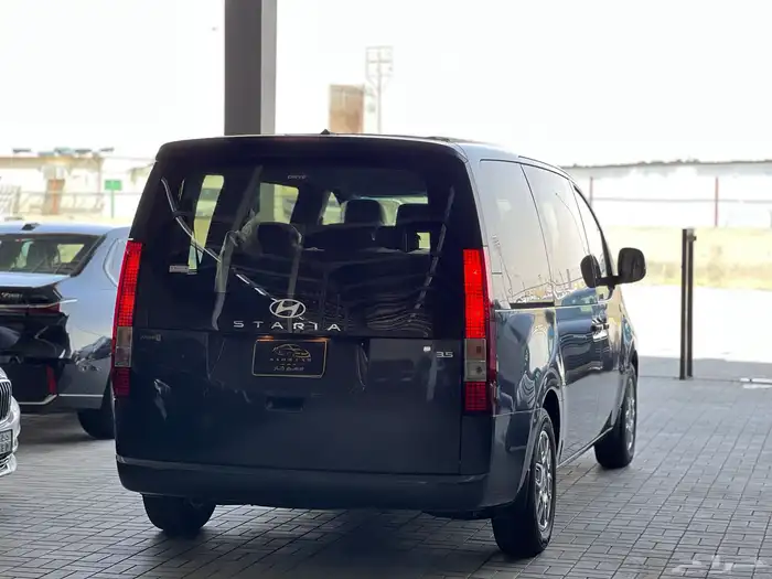 هونداي ستاريا موديل 2025 6