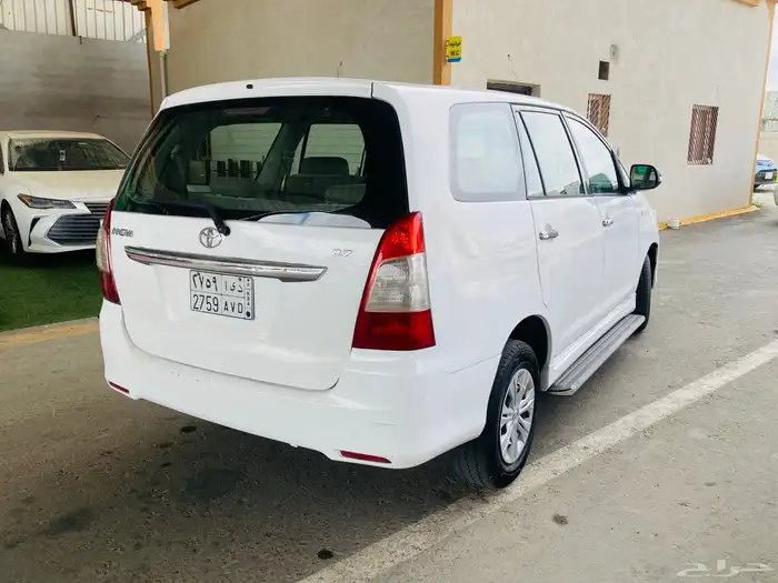 تويوتا انوفا 2015 7