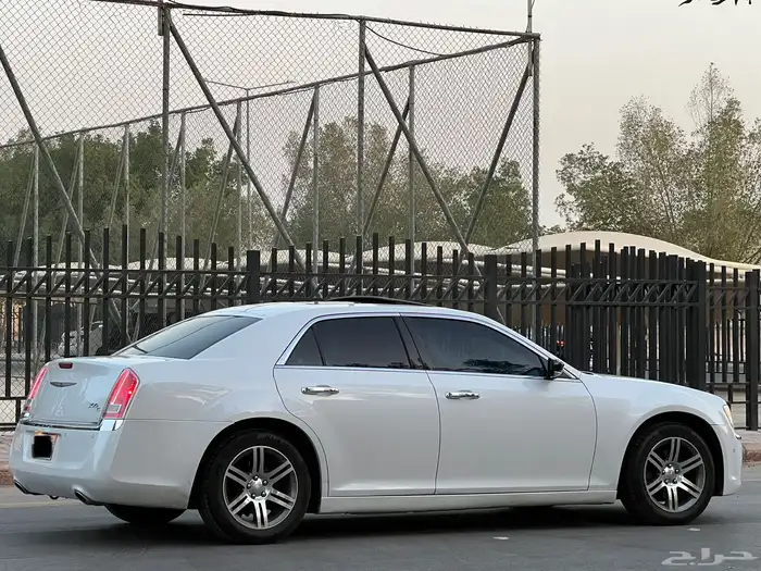 كرايزلر 2014 C300 فل V6 7