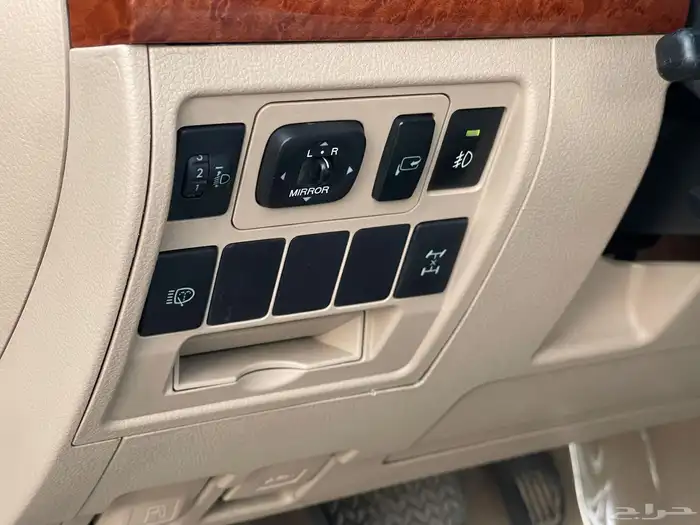 تويوتا لاندكروزر 2013 GXR فل سعودي 9