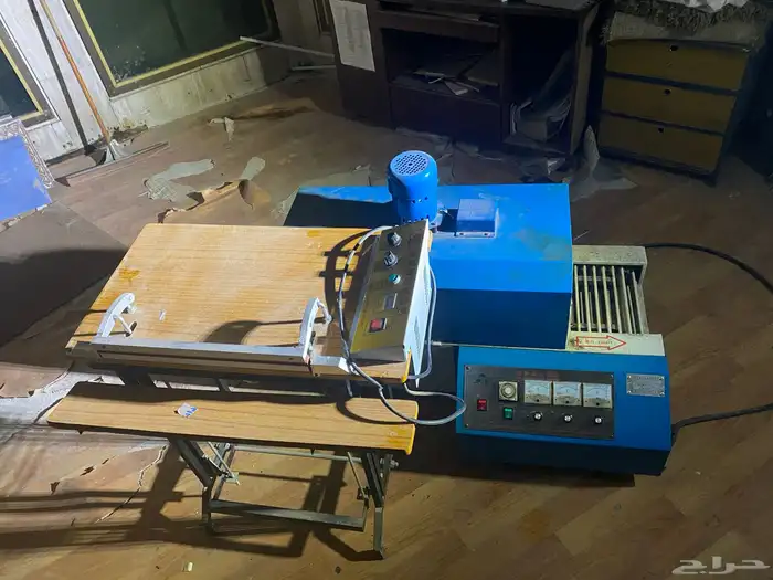 اثاث عماره عباره عن مكاتب و خزان ومكيفات وغيرها 8