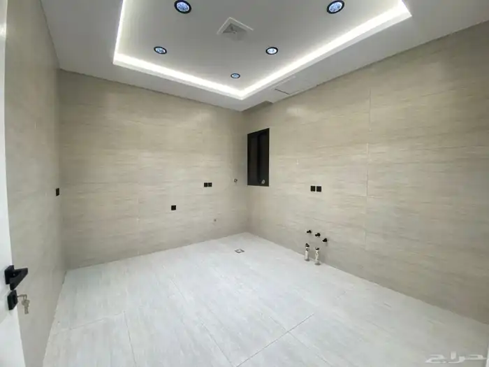 للبيع شقة ارضية مستقله تشطيب VIP بسعر 490 الف 6