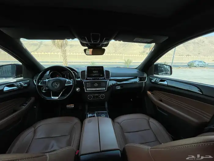 مرسيدس GLE 43 فل كامل للبيع 2017 ممشى قليل 17