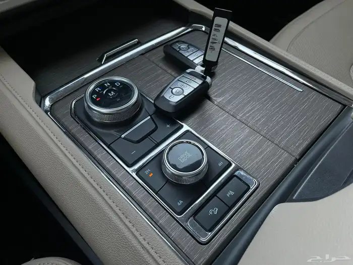 فورد اكسبديشن 2024 ليميتد فل كامل نظيف جدا بحال الوكاله 15