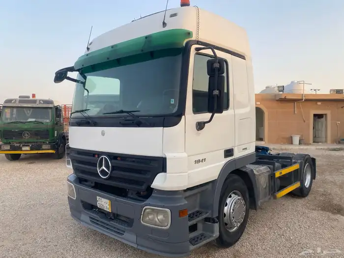 للبيع راس أكتروس 2009 نقل عام 0