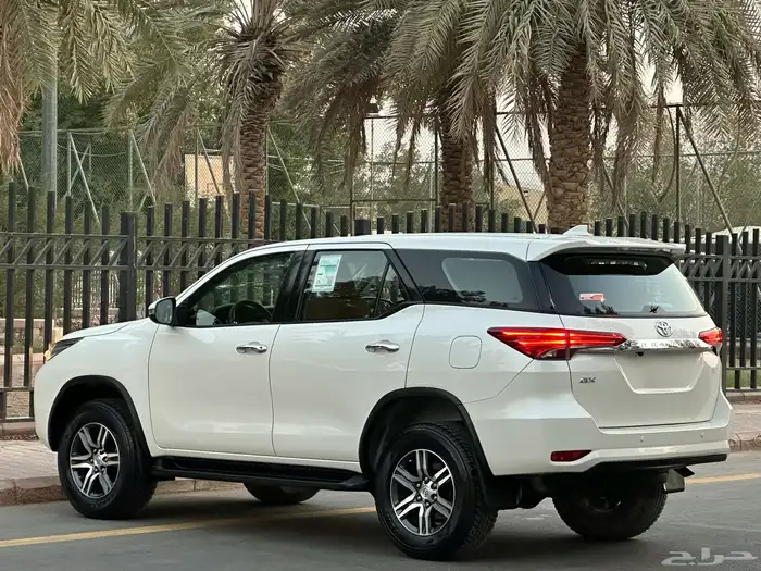 تويوتا فورشنر موديل 2020 سعودي بدون دبل شامل الضريبة 4