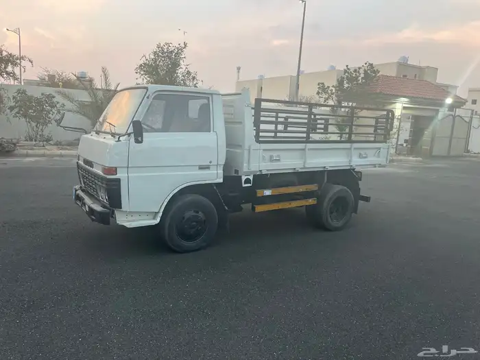 قلال تويوتا موديل 1982 3