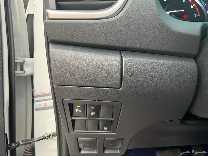 فورتشنر بنزين 2025 فل كامل عداد 19.000 فقط لدى قمة الاطلال 32