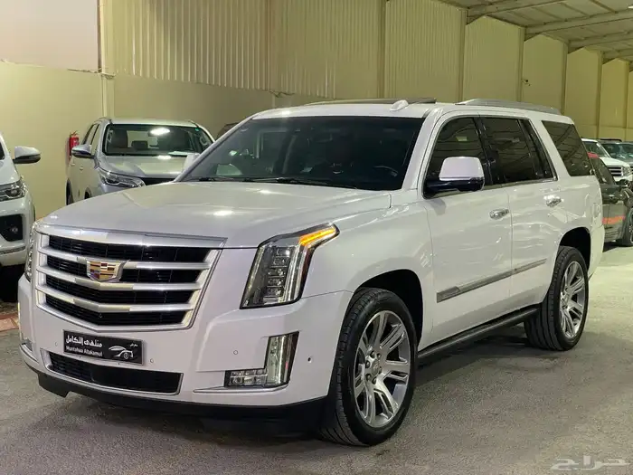 كاديلاك اسكاليد 2019 ممشى 100 الف فقط وكالة 4