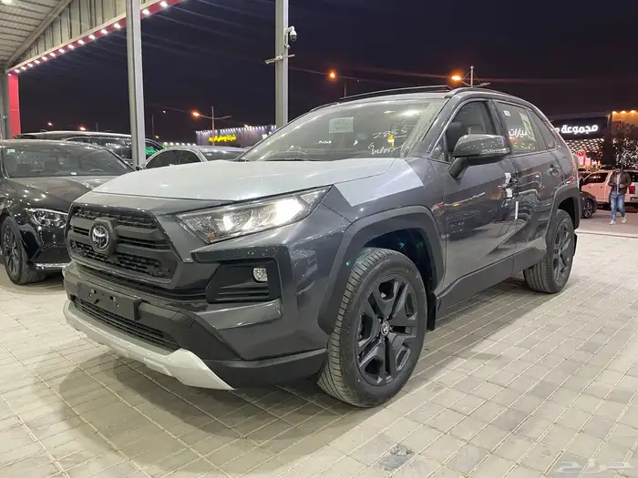 تويوتا راف 4 2025 أدفنشر سعودي ( بنزين) 2.5L 1