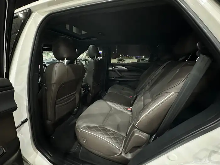 مازدا CX9 موديل 2023 فل كامل سقنتشر 31