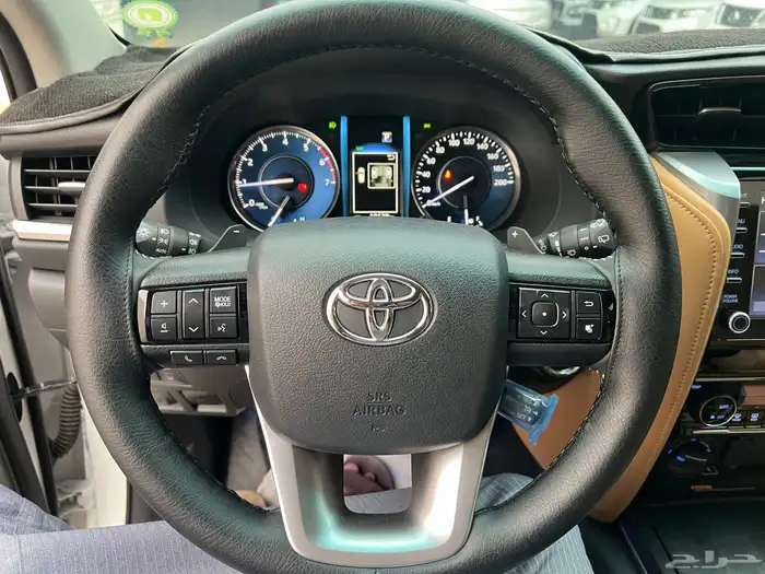 فورتشنر بنزين 2025 فل كامل عداد 19.000 فقط لدى قمة الاطلال 31