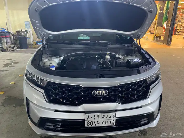 كيا سورينتو نص فل 2021 بحالة جيدة جدا 6