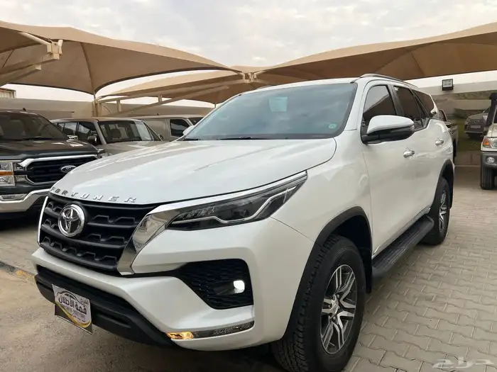 فورتشنر بنزين 2025 فل كامل عداد 19.000 فقط لدى قمة الاطلال 13