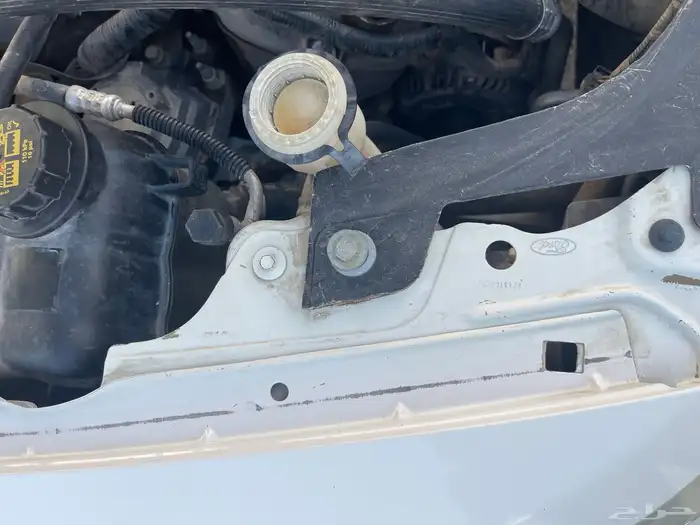 فورد تورس سيدان 2011 21