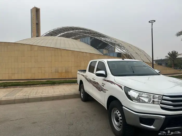 للبيع هايلكس دبل ديزل 2024 2