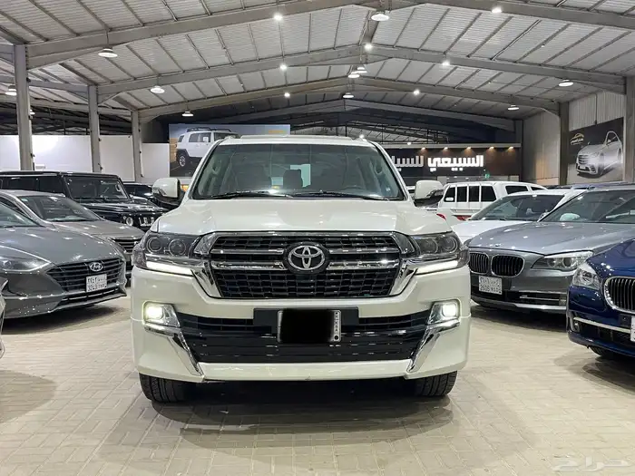 لاندكروزر2016 0