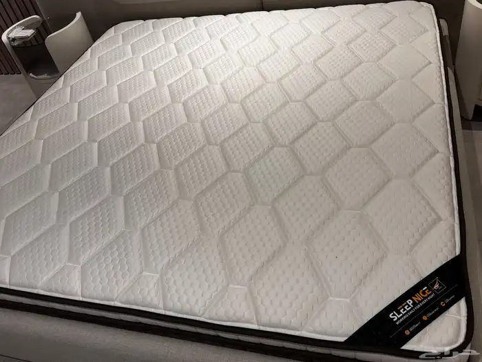 للبيع مرتبة شبه جديدة 0