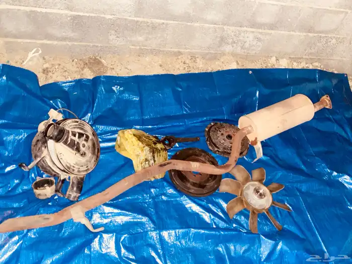 مكينة تويوتا 3F  لاندكروزر.نظيفة راكبة على صالون85 على الشرط 10