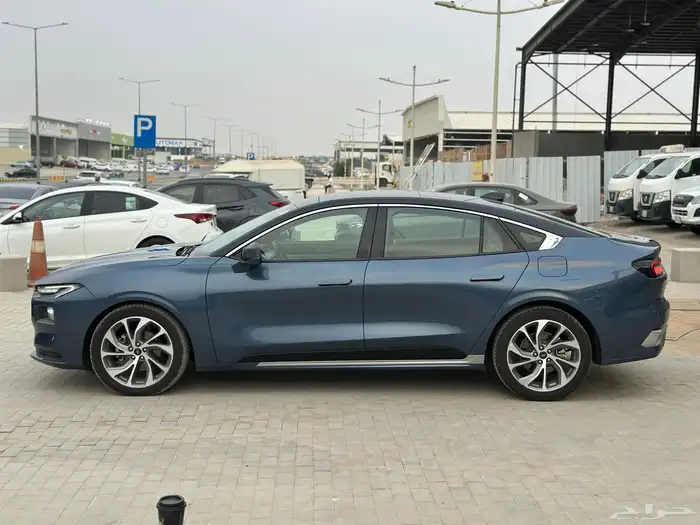 فورد تورس تيتانيوم 2023 4