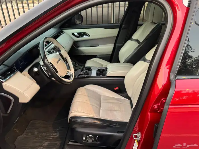 رنج روفر فيلار موديل 2018 ( بحالة ممتازة ) 15