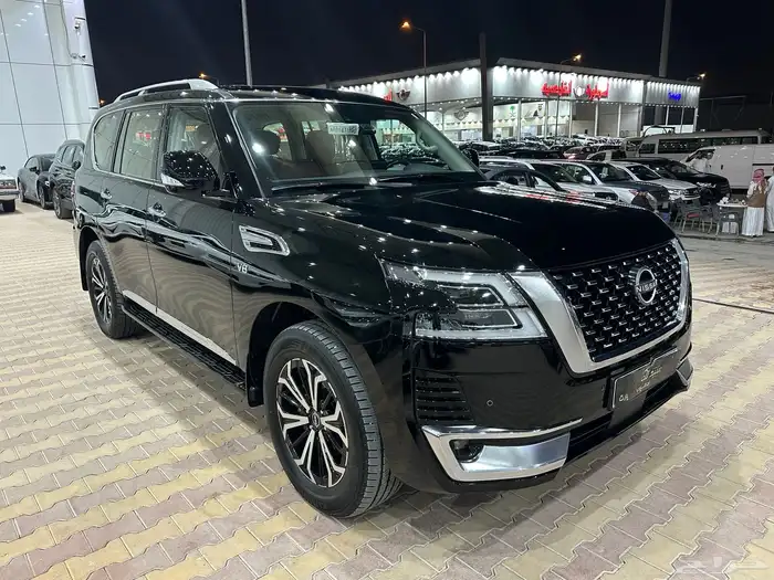 نيسان بترول تيتانيوم موديل 2023 نظيف 8 سلندر 3