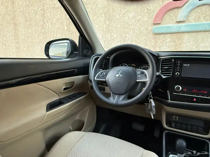 اوتلاندر ميتسوبيشي 2020 26