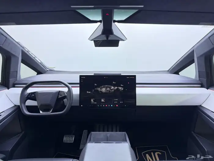 تسلا سايبرترك 7