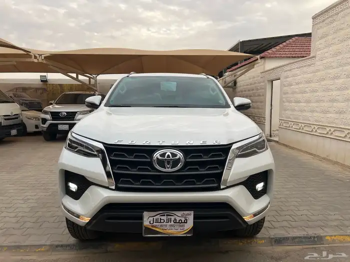 فورتشنر بنزين 2025 فل كامل عداد 19.000 فقط لدى قمة الاطلال 0