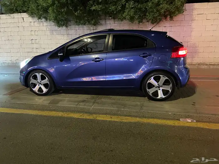 كيا ريو هاتش باك 2015 0