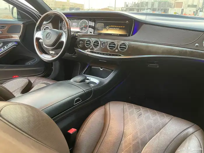 للبيع مرسيدس 2014 ماشي 180 الف بدي وكاله المالك الاول 13