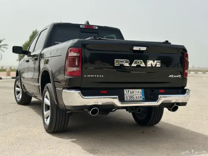 Dodge Ram Limited 2021 V8 18