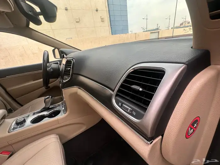 جيب جراند شيروكي 2019 ليمتيد V6 بانوراما نضيف للمستخدم 12