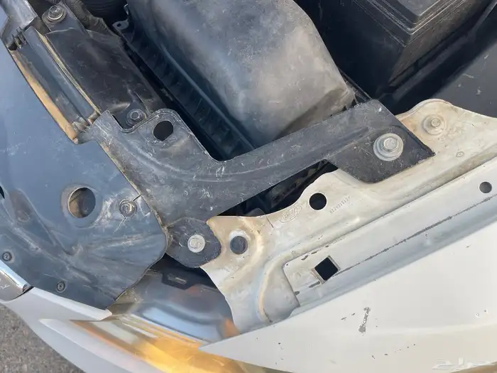 فورد تورس سيدان 2011 19