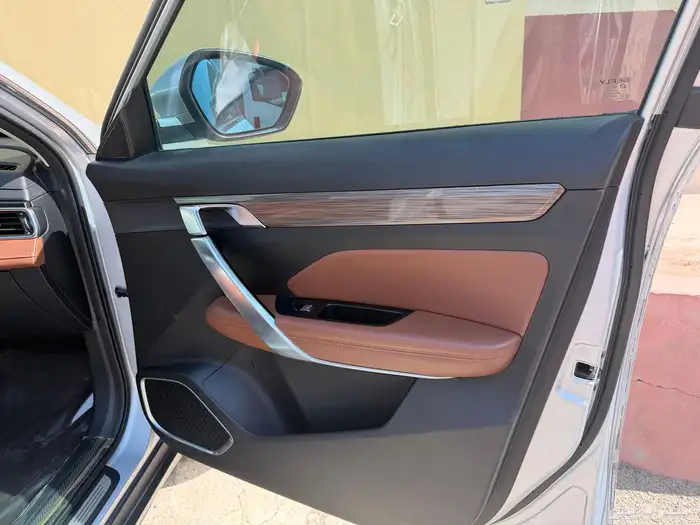 سيارة جيب جيلي 3