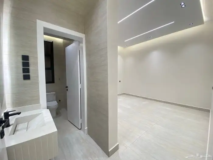 للبيع شقة ارضية مستقله تشطيب VIP بسعر 490 الف 4