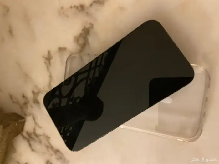 ايفون برو ماكس 14 اسود شاريه من stc نظيف جدا 2