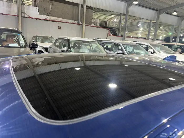 BMW 520i 2023 فتحة متاح تقسيط 13