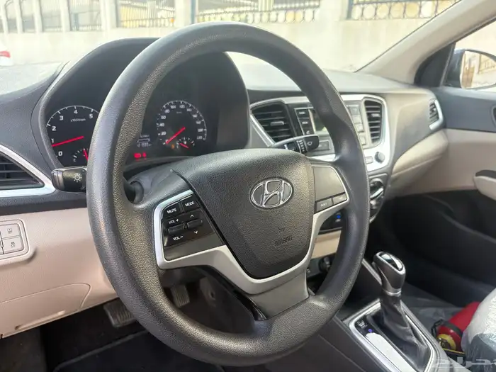 اكسنت 2022. تم البيع 20